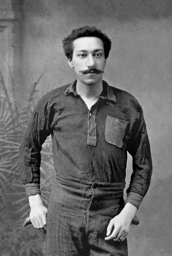 Arthur Wharton: Speed, Goalkeeping and a Sporting Livelihood